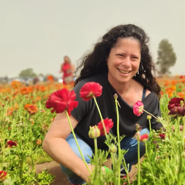נעה אסולין